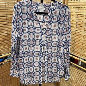 Liz Claiborne Blue and Red Patterned Button Down Top